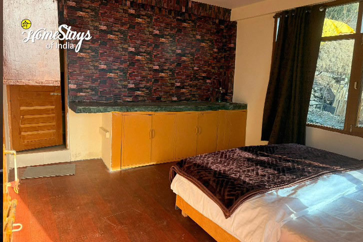 Superior-Room-1-Panorama Peaks Homestay-Manali