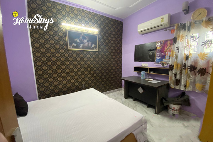 Superior-Room-1-Sacred City Homestay-Varanasi