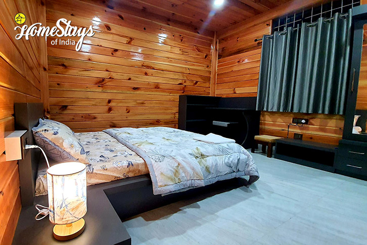 Superior-Room-Symphony Homestay-Ziro