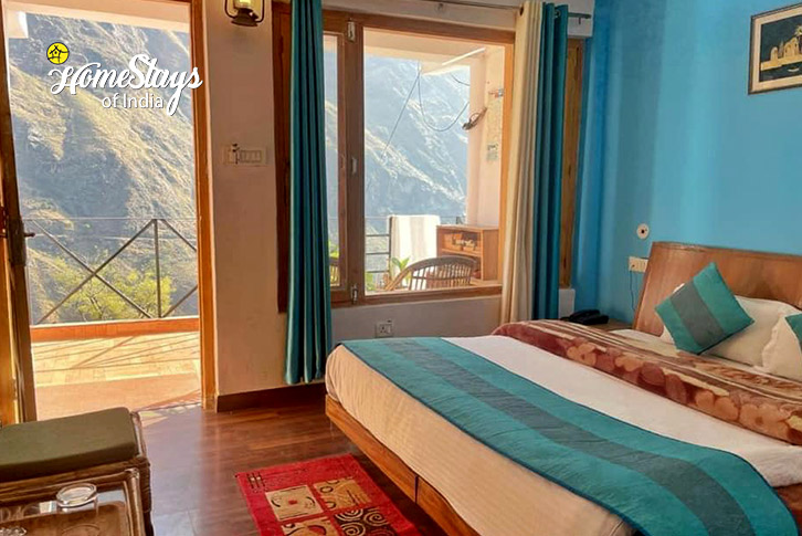 Superior-Room-2-Lap of Gods Homestay-Joshimath