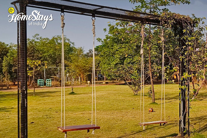 Swing-EcoMuse Farmstay-Karjat