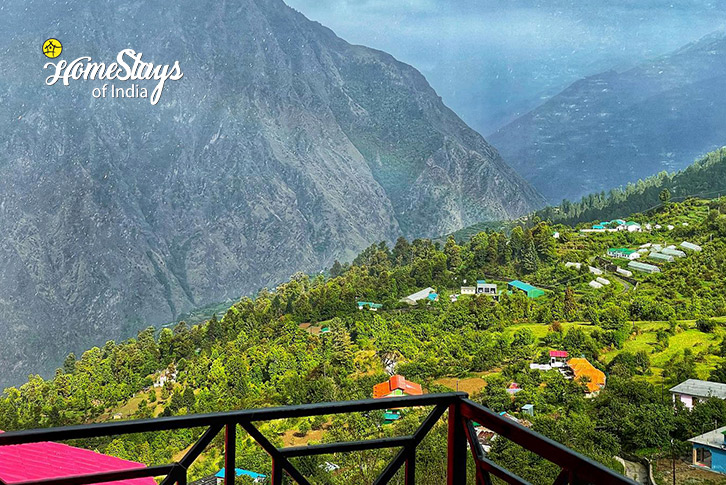 Valley View--Lap of Gods Homestay-Joshimath