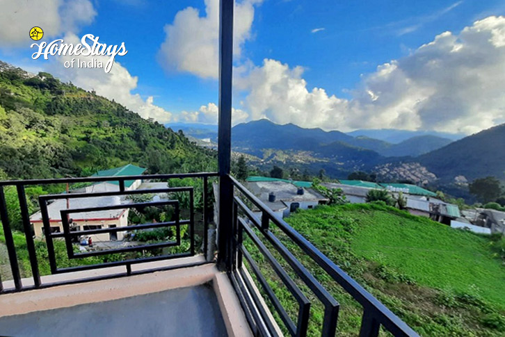 View-From-Balcony-Verdant View Homestay-Bhowali