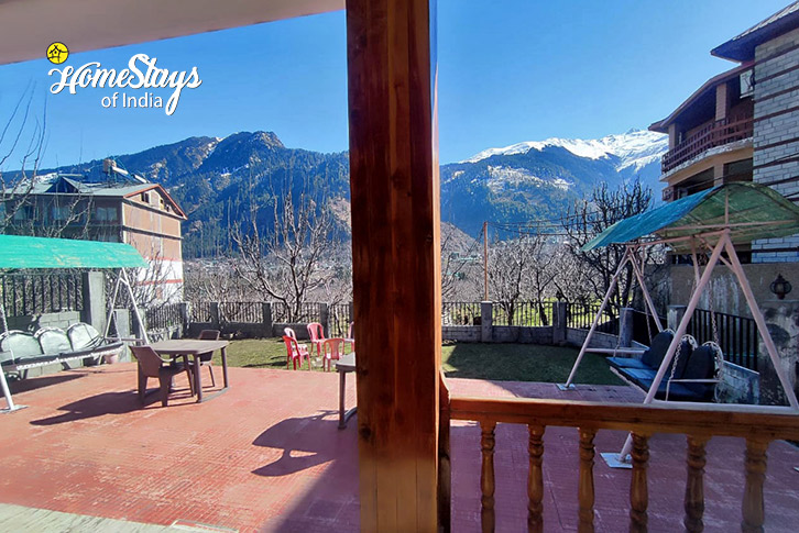 View-From-Common-Area-Dream Cottage-Manali