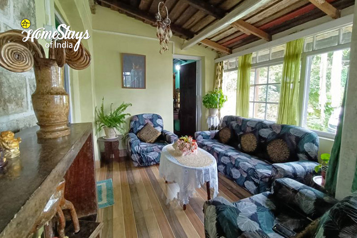 Waiting-room-Timeless Elegance Heritage Homestay-Takdah