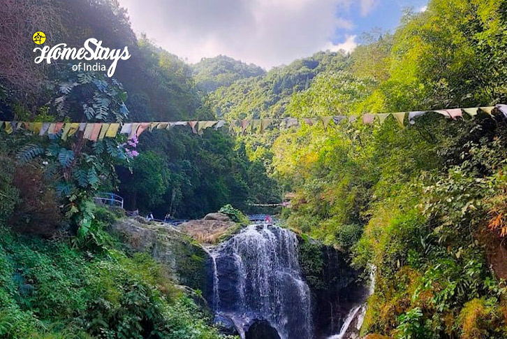 Waterfall-Alpine Haven Homestay, Rishihat 