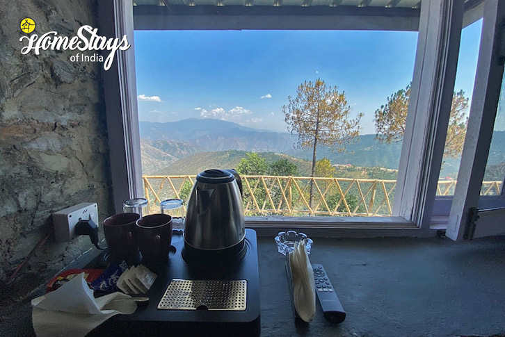 Window-ViewLazy Dreams Homestay-Chail