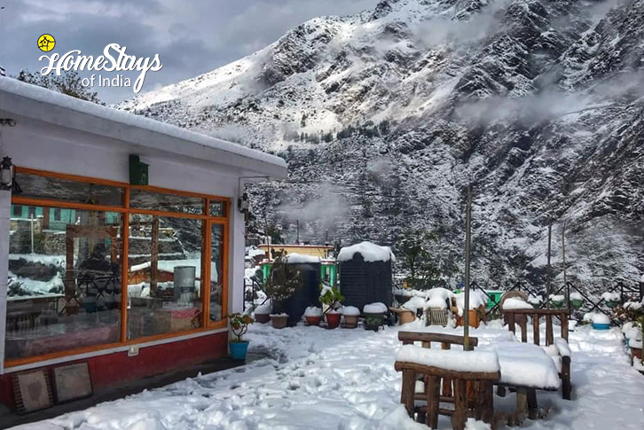 Winter-Lap of the Gods Homestay-Joshimath