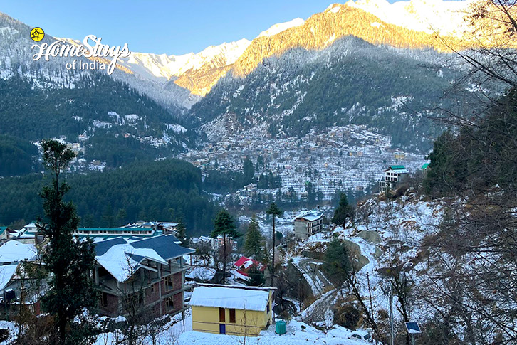 Winter-View-Magic Wood Homestay,Vashisht-Manali