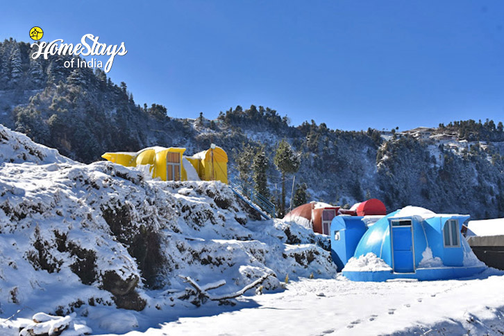 Winter-View-Cloud Trails Homestay, Dhanolti