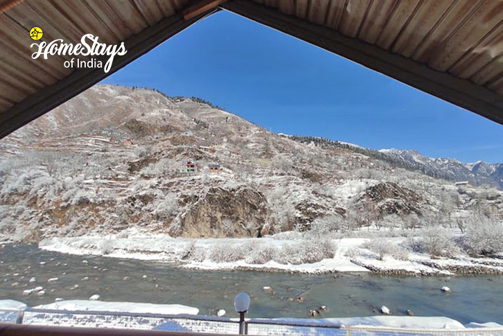 Winter-Sindh Serenity Riverside Homestay-Sonamarg