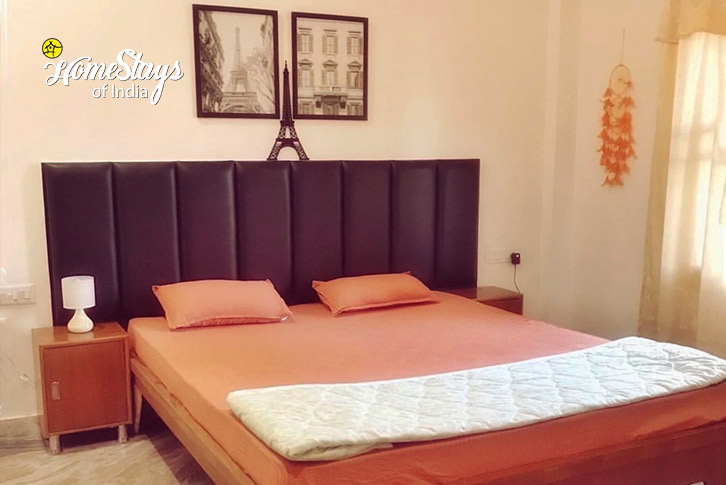 Classic Room-2-Peaceful Abode Homestay-Haridwar