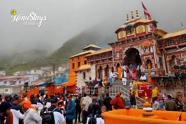 Badrinath-Char Dham-Hoi Trips