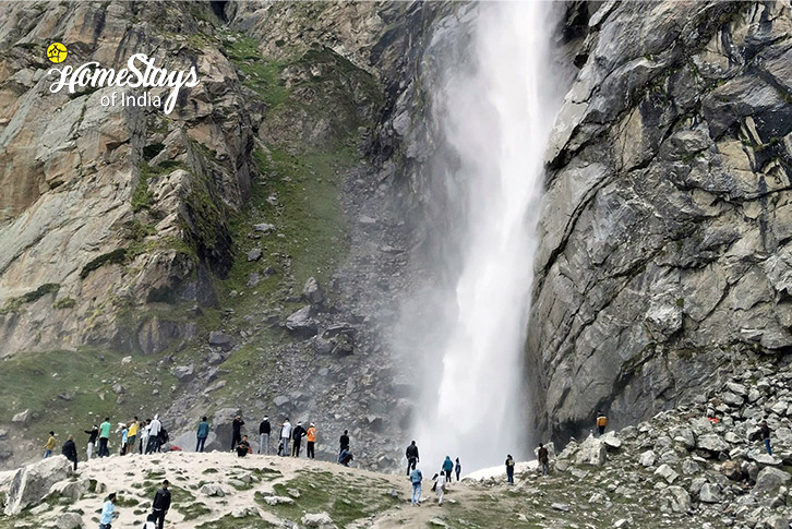 Vasudhara Fall-Char Dham-Hoi Trips