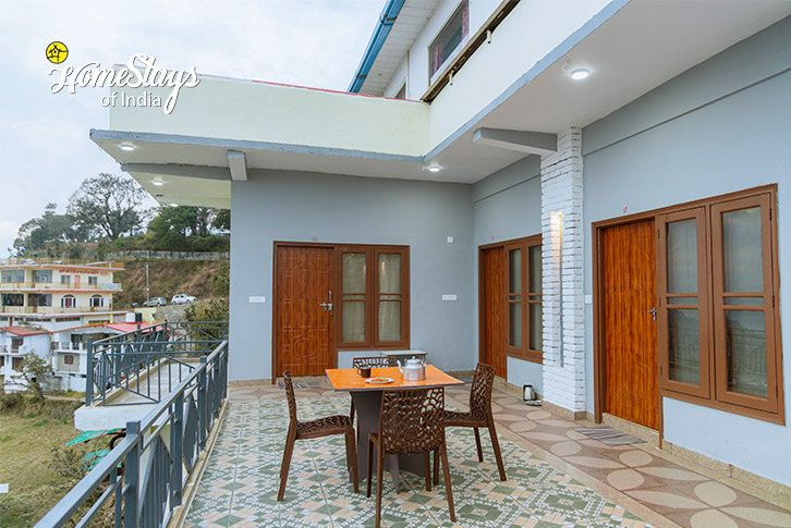 Outdoor Sitting-Bells & Bricks Homestay-Ghorakhal  